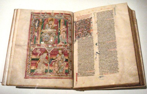 Histoire_Naturelle_Pline_l_Ancien_mid_12th_century_Abbaye_de_Saint_Vincent_Le_Mans_France_edited